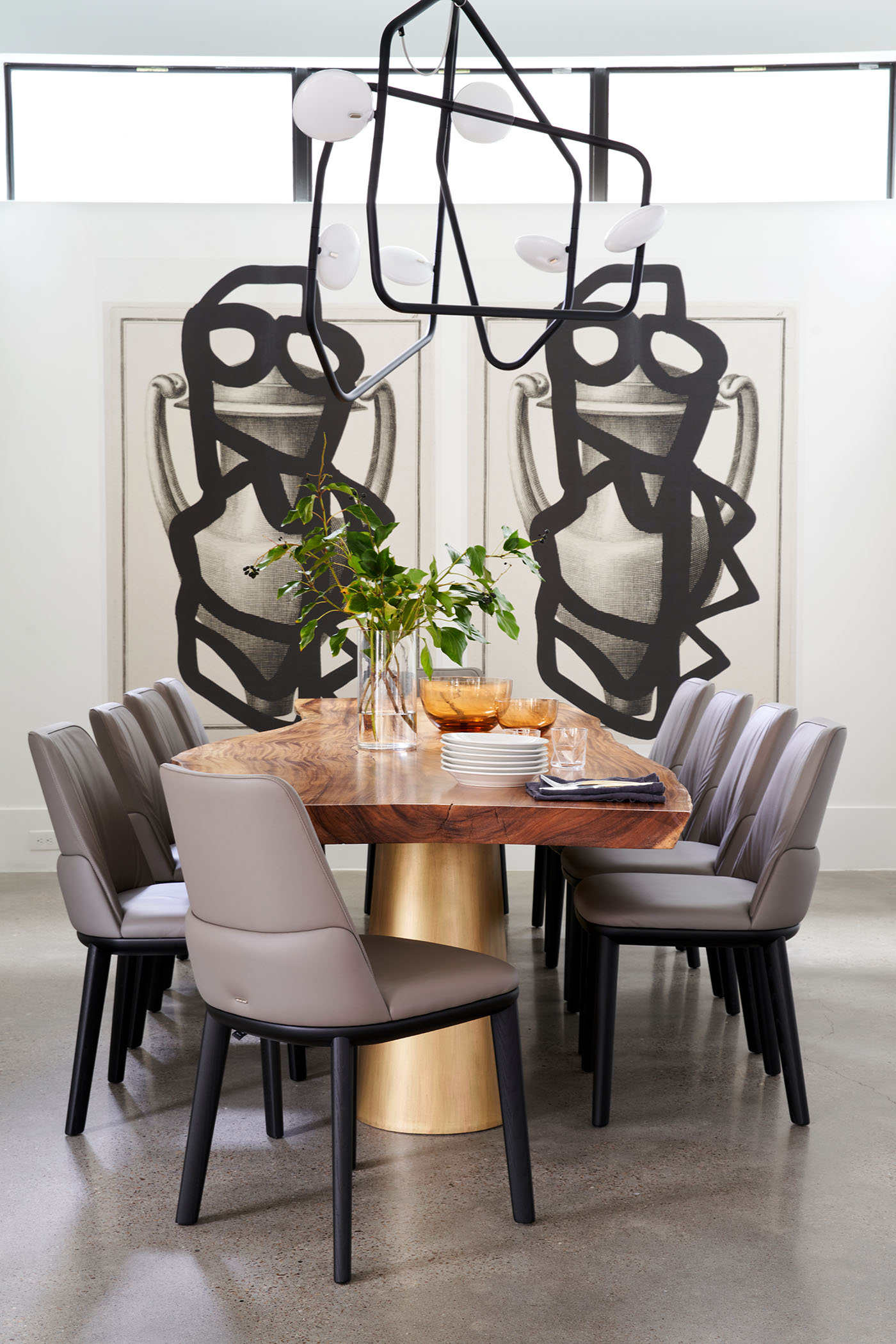 Formal Dining Room with Cantoni Trade chairs and Pierre Grey wallcoverings