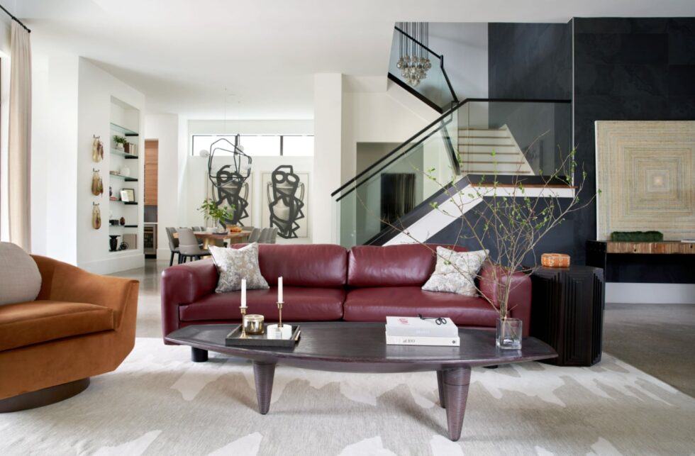 HOUSTON HEIGHTS HOME WOWS IN HISTORIC TEXAS NEIGHBORHOOD