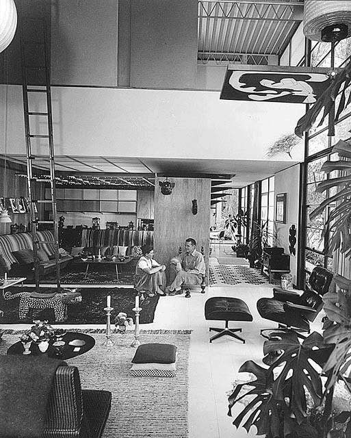 Airy and bright interiors of modern Eames home by Charles and Ray Eames