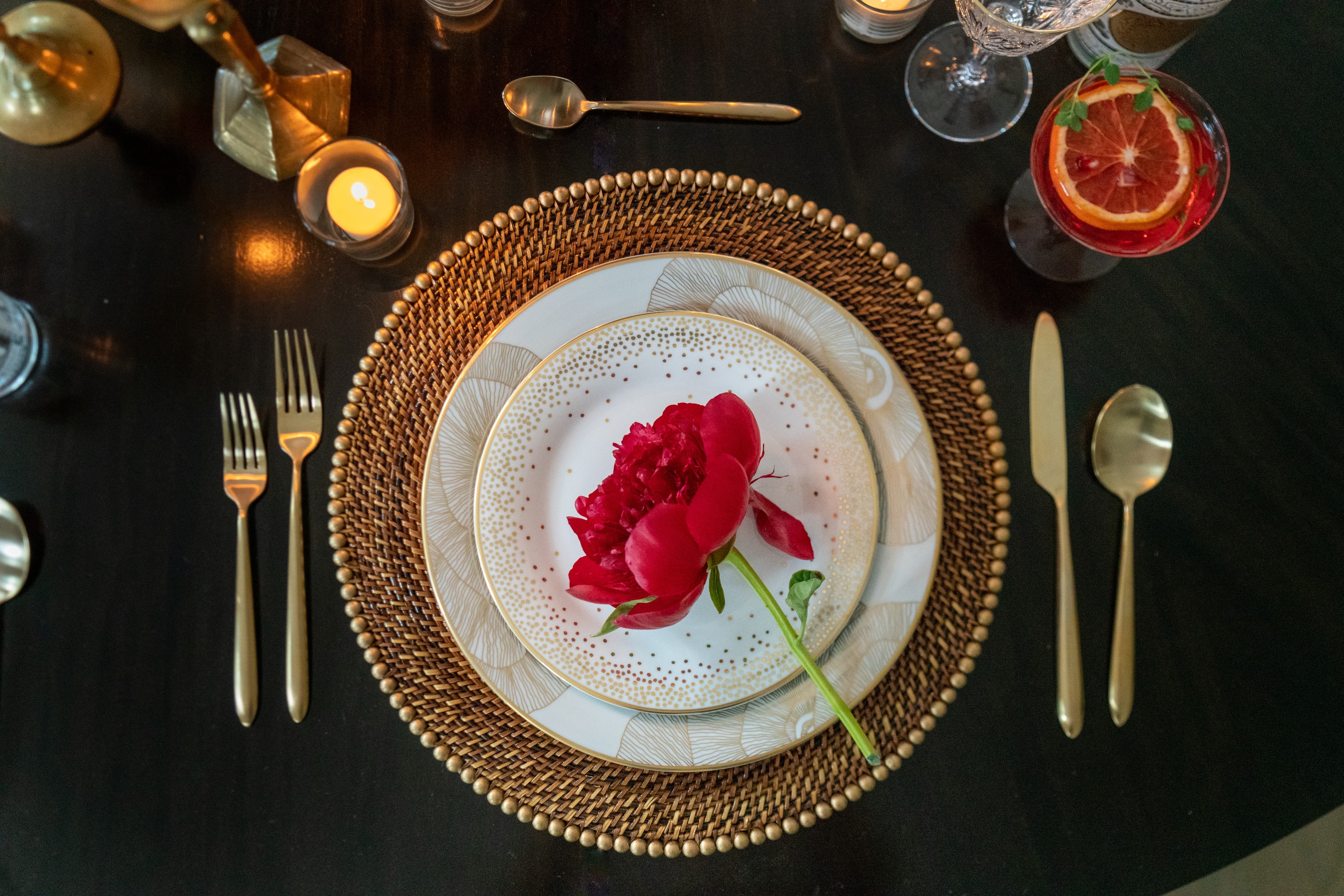A moody tablesetting at the home of Laura Umansky