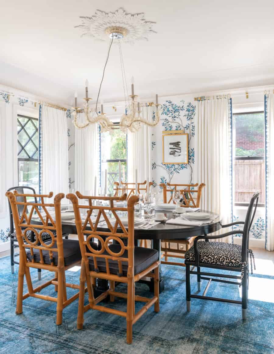 Laura Umansky's dining room, with Gracie wallpaper and Bernhardt table